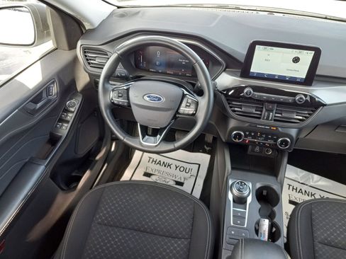 Used 2024 Ford Escape Active w/ Cold Weather Package FWD image 16