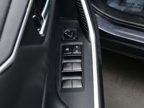 Used 2020 Toyota RAV4 XLE image 10