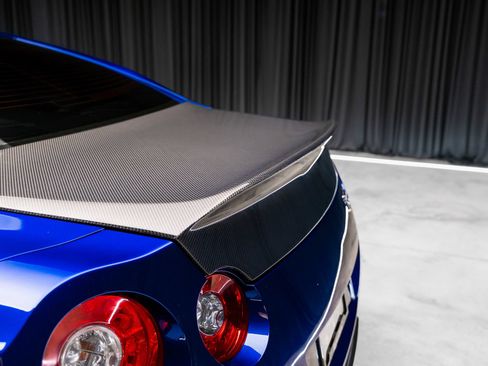 Used 2013 Nissan GT-R Black Edition AWD/4WD image 6