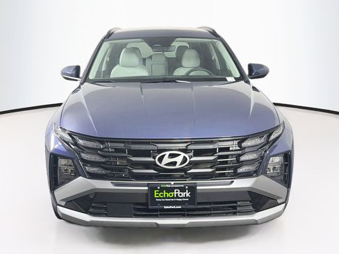 Used 2025 Hyundai Tucson SEL FWD image 2