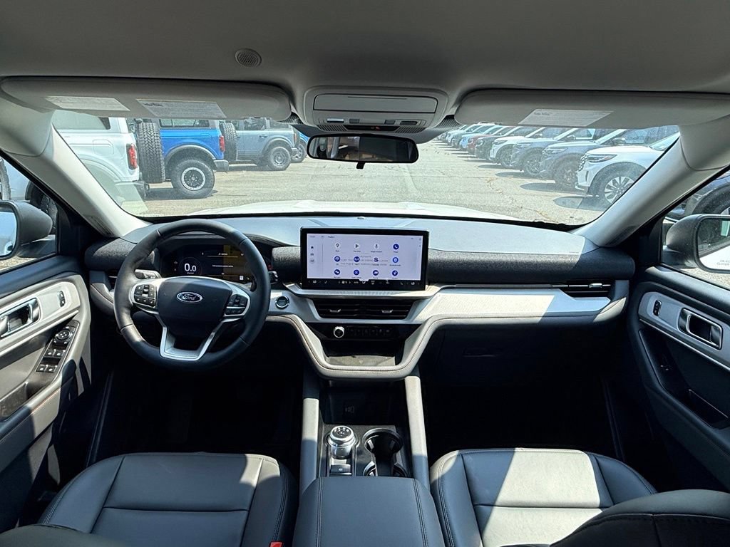 New 2026 Ford Explorer Active w/ Active Comfort Package AWD/4WD image 13