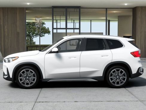 New 2026 BMW X1 xDrive28i AWD/4WD image 4