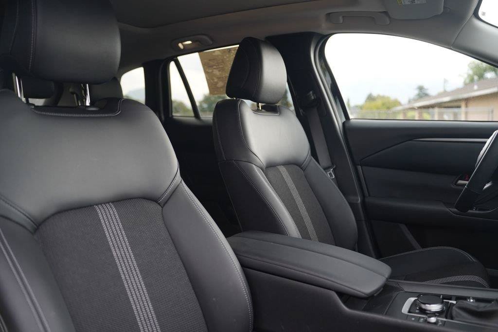 Used 2025 MAZDA CX-50 AWD 2.5 S w/ Cargo Package image 15