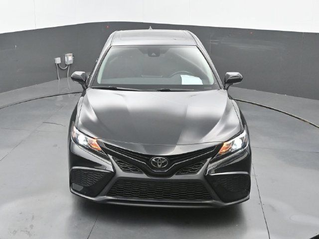 Used 2024 Toyota Camry SE FWD image 32