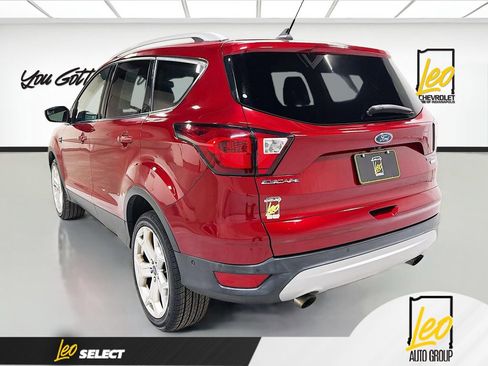 Used 2019 Ford Escape Titanium image 7