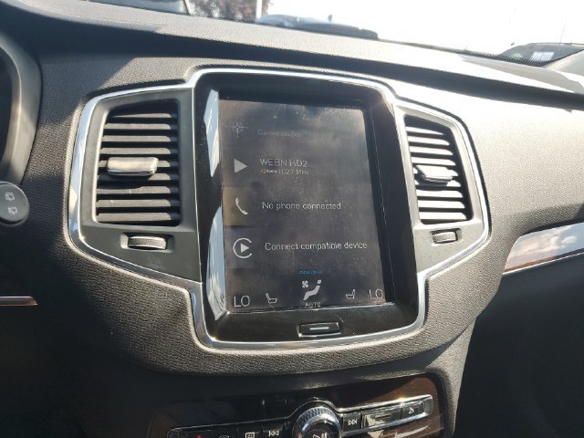 Used 2019 Volvo XC90 T6 Momentum AWD/4WD image 25