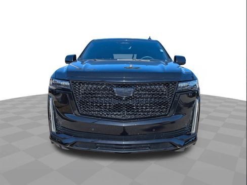 Certified 2022 Cadillac Escalade Sport image 9