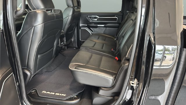 Used 2019 RAM 1500 Laramie AWD/4WD image 21