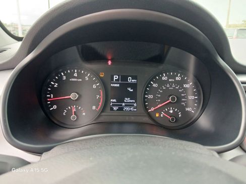 Used 2023 Kia Rio LX image 30