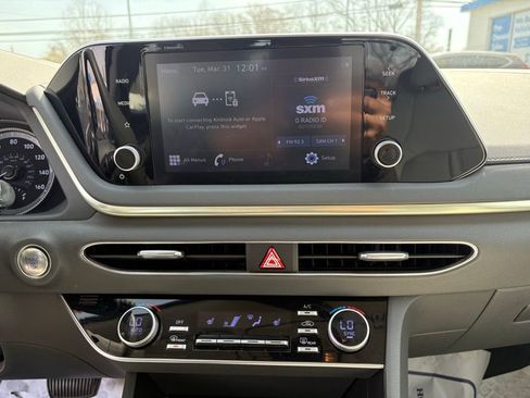 Used 2022 Hyundai Sonata SEL w/ Cargo Package image 8