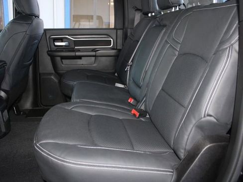 Used 2024 RAM 2500 Big Horn w/ Sport Appearance Package image 22