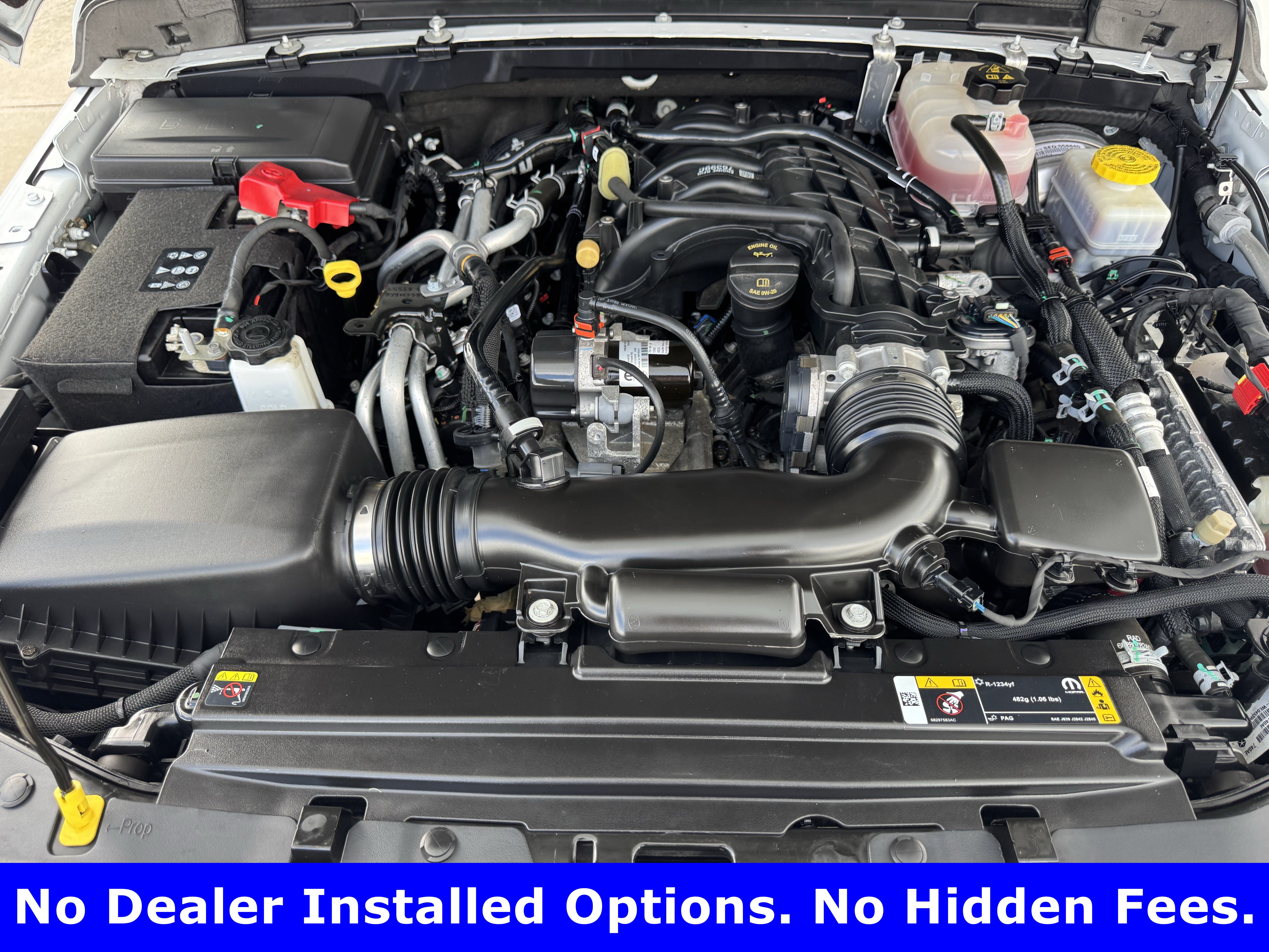 Used 2023 Jeep Wrangler Unlimited Sahara AWD/4WD image 25
