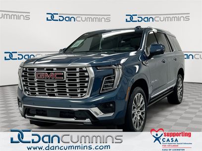 Used 2025 GMC Yukon Denali w/ Sun & Power Step Package