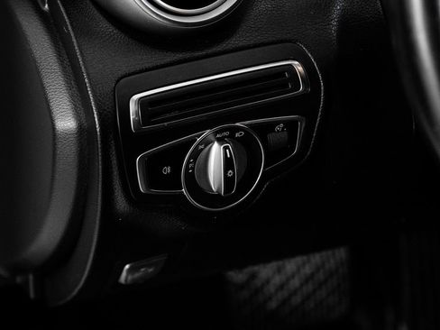 Used 2021 Mercedes-Benz C 300 Sedan w/ Premium Package image 29