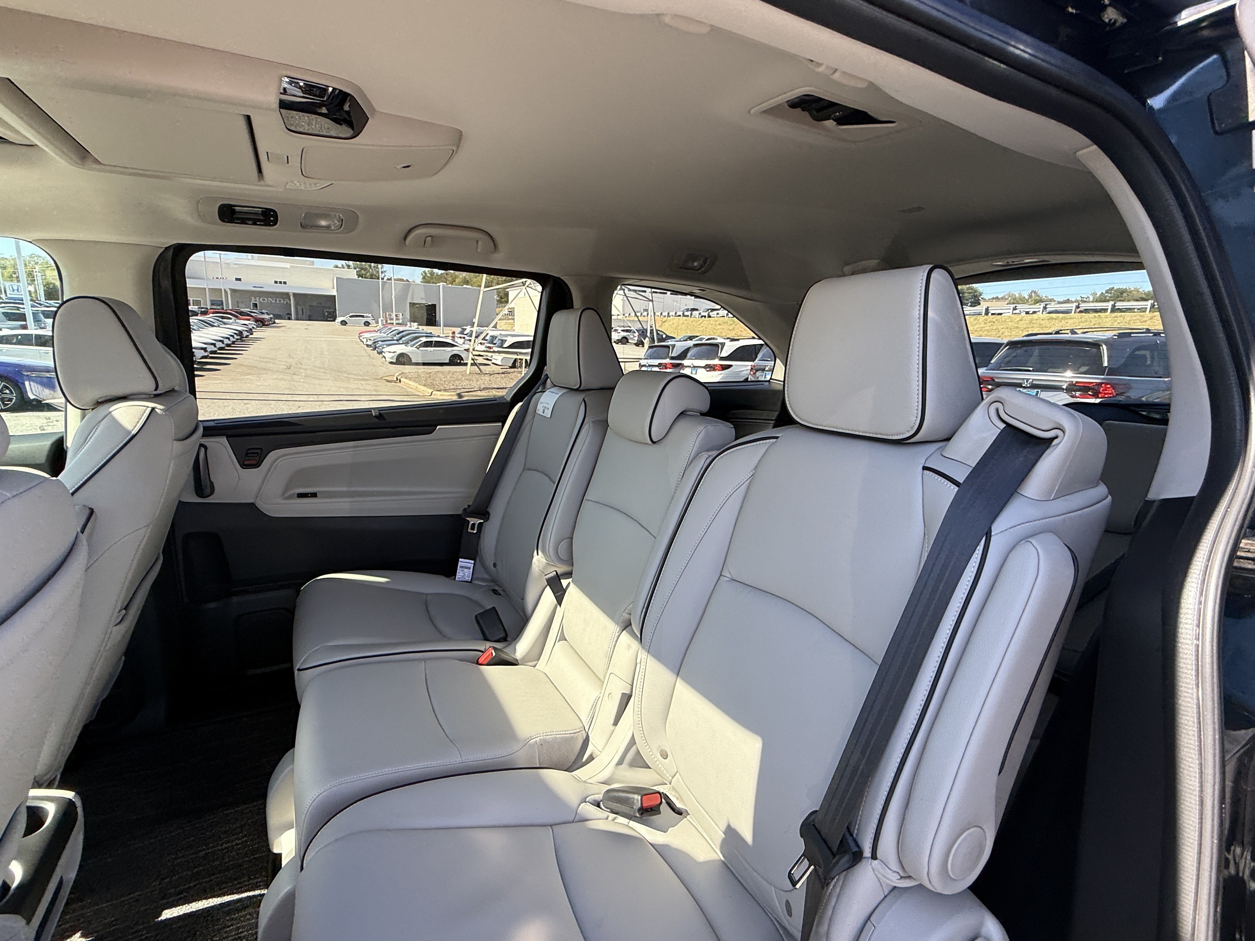 New 2027 Honda Odyssey Touring image 33