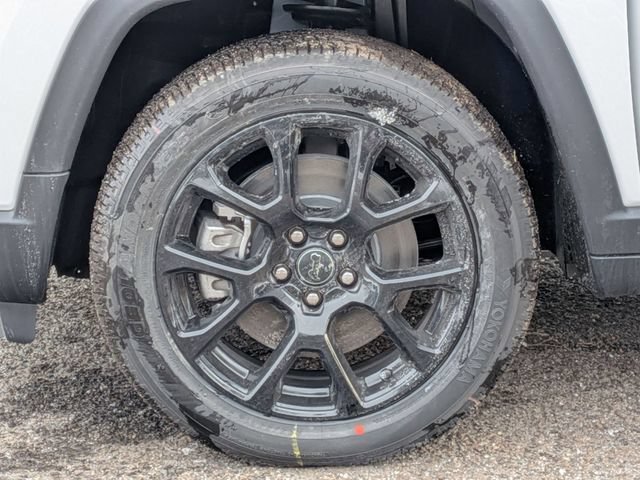 New 2026 Jeep Compass Latitude AWD/4WD image 27