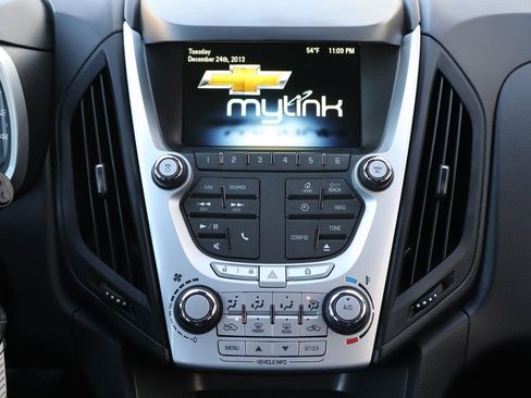 Used 2015 Chevrolet Equinox LT w/ Driver Convenience Package image 33