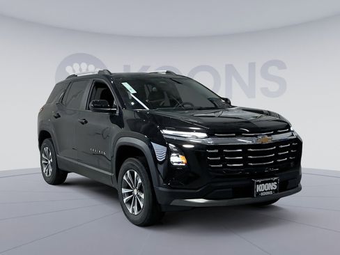 New 2026 Chevrolet Equinox LT w/ Convenience Package II image 18