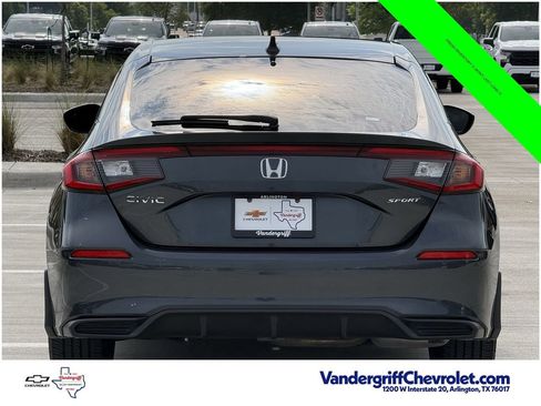 Used 2025 Honda Civic Sport image 5