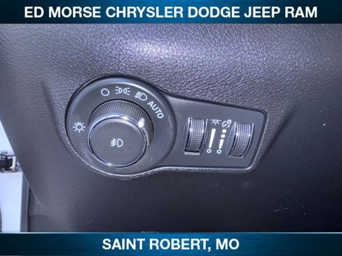 Certified 2022 Jeep Compass Limited image 19