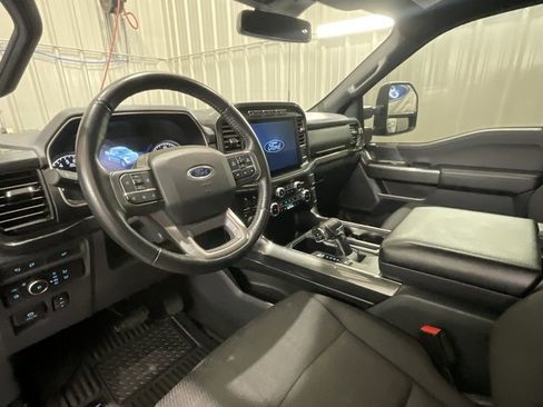 Used 2022 Ford F150 XLT w/ Equipment Group 302A High image 9
