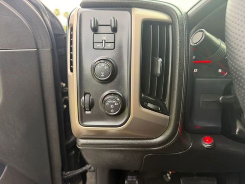 Used 2016 GMC Sierra 2500 Denali w/ Duramax Plus Package AWD/4WD image 40