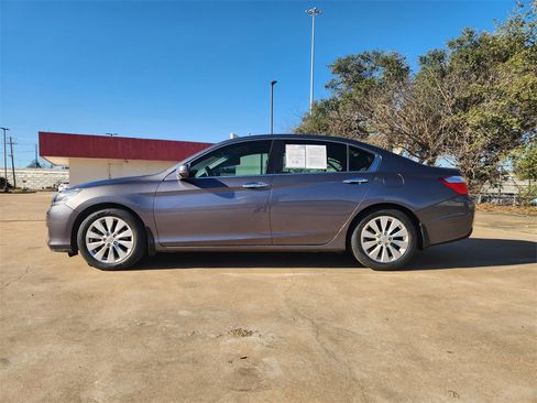Used 2015 Honda Accord EX image 4