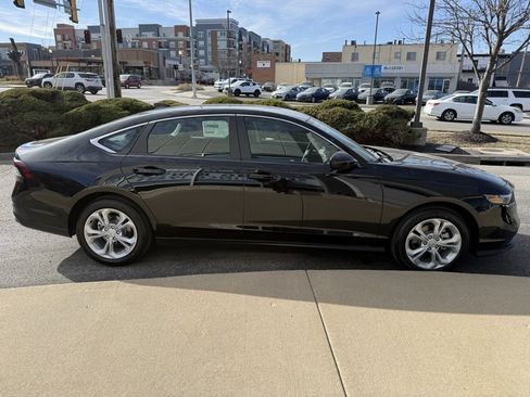 New 2025 Honda Accord LX image 5