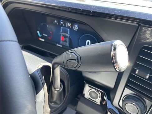 New 2025 Ford F250 Lariat w/ Lariat Ultimate Package image 24