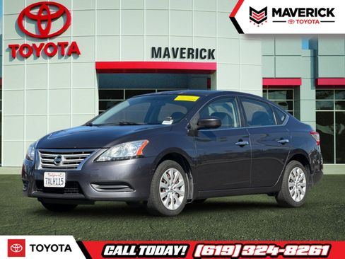 Used 2015 Nissan Sentra SV image 1