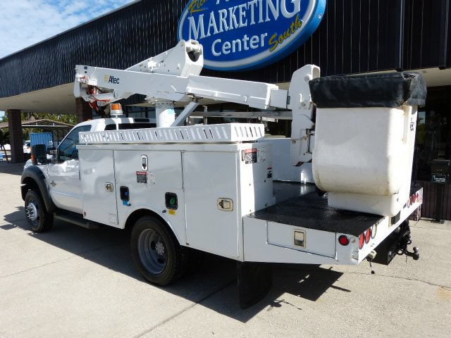 Used 2016 Ford F550 4x4 Regular Cab Super Duty image 3