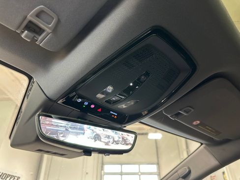 Used 2025 Cadillac Optiq Luxury 2 w/ LPO, Floor Liner Package AWD/4WD image 31