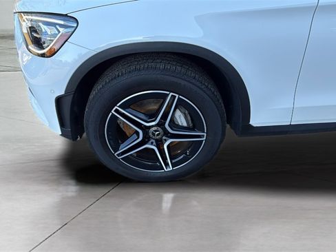 Certified 2022 Mercedes-Benz GLC 300 4MATIC image 9