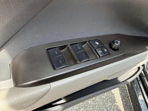 Used 2022 Toyota Camry LE FWD image 23