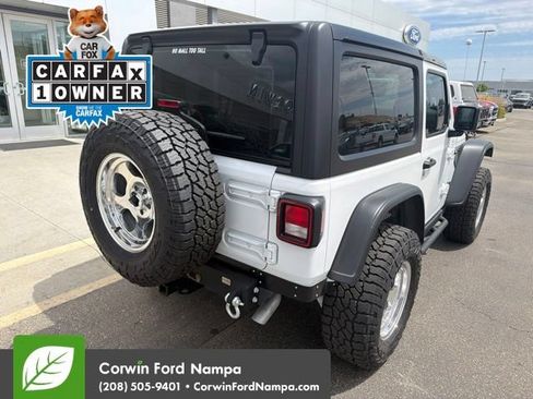 Used 2022 Jeep Wrangler Sport AWD/4WD image 5