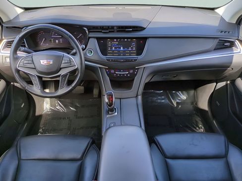 Used 2018 Cadillac XT5 Premium Luxury image 14