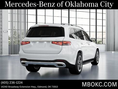 Used 2026 Mercedes-Benz GLS 450 4MATIC image 24