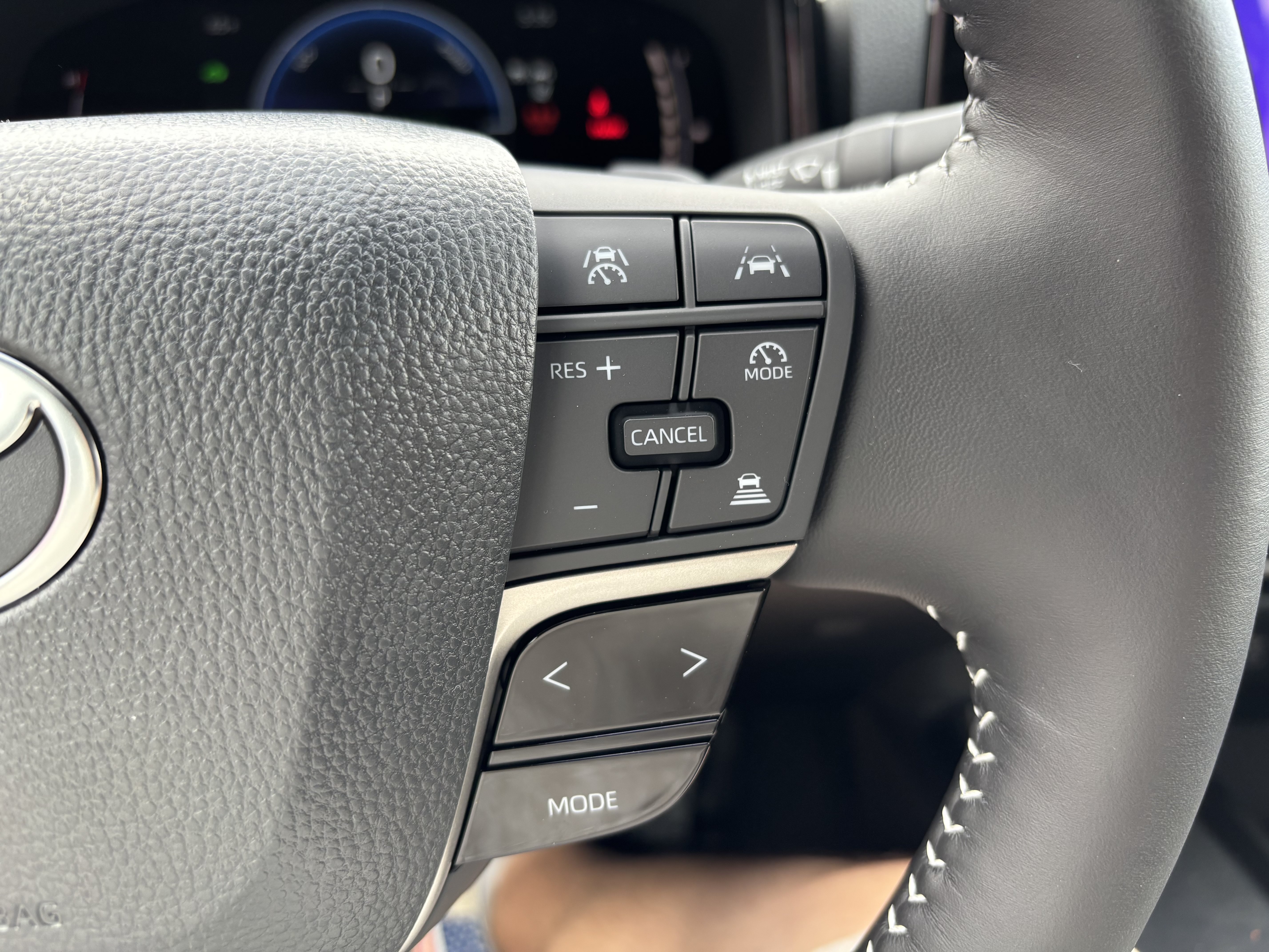 Certified 2026 Toyota Camry Hybrid w/ Multimedia Upgrade Package FWD image 20