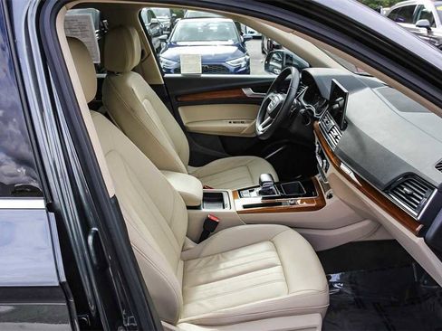 Used 2022 Audi Q5 2.0T Premium image 17