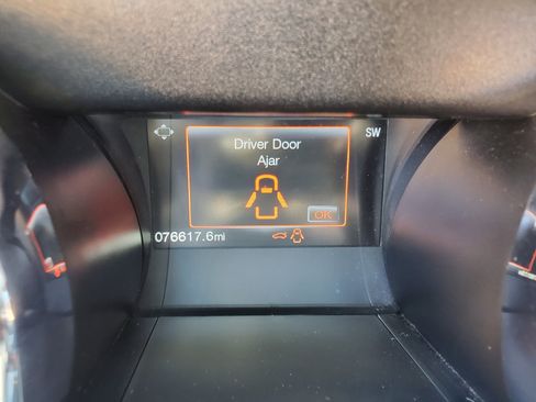 Used 2017 Ford Mustang GT Premium w/ Equipment Group 401A image 30