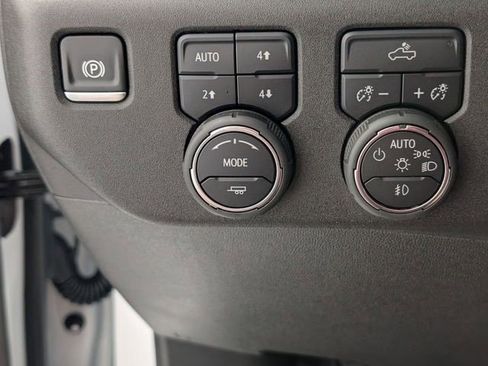 Certified 2025 Chevrolet Silverado 1500 RST w/ Convenience Package II image 17