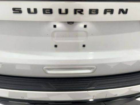 Used 2023 Chevrolet Suburban Z71 w/ Z71 Off-Road Package image 30