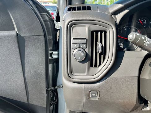 New 2026 Chevrolet Silverado 1500 Custom w/ Rally Edition image 18