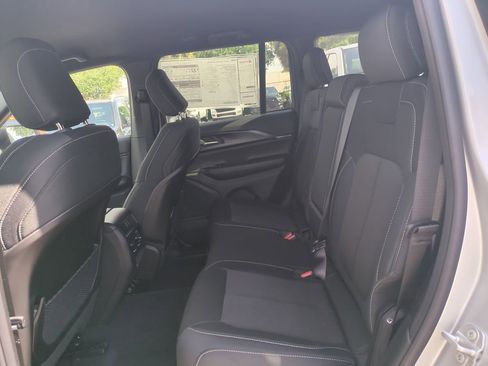New 2026 Jeep Grand Cherokee Laredo RWD image 14