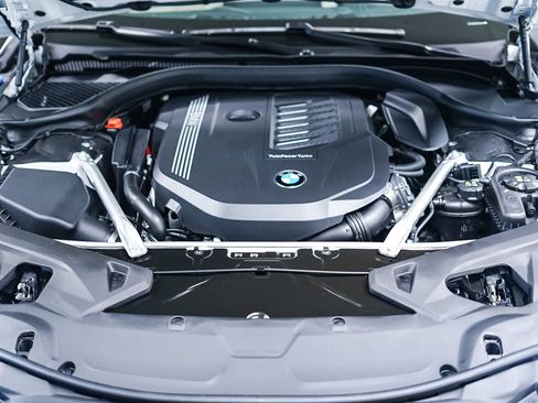 Used 2025 BMW 840i 840i w/ M Sport Professional Package image 27