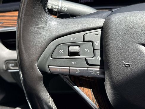Used 2023 Cadillac Escalade ESV Luxury RWD image 37