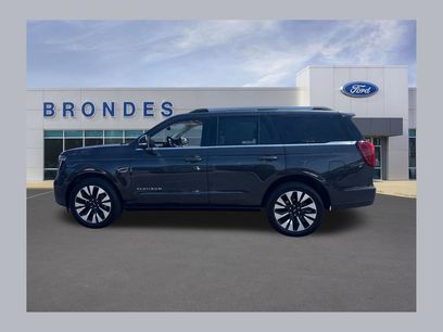 Used 2025 Ford Expedition Platinum w/ Driver's Package