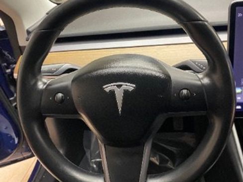 Used 2019 Tesla Model 3 Long Range RWD image 24