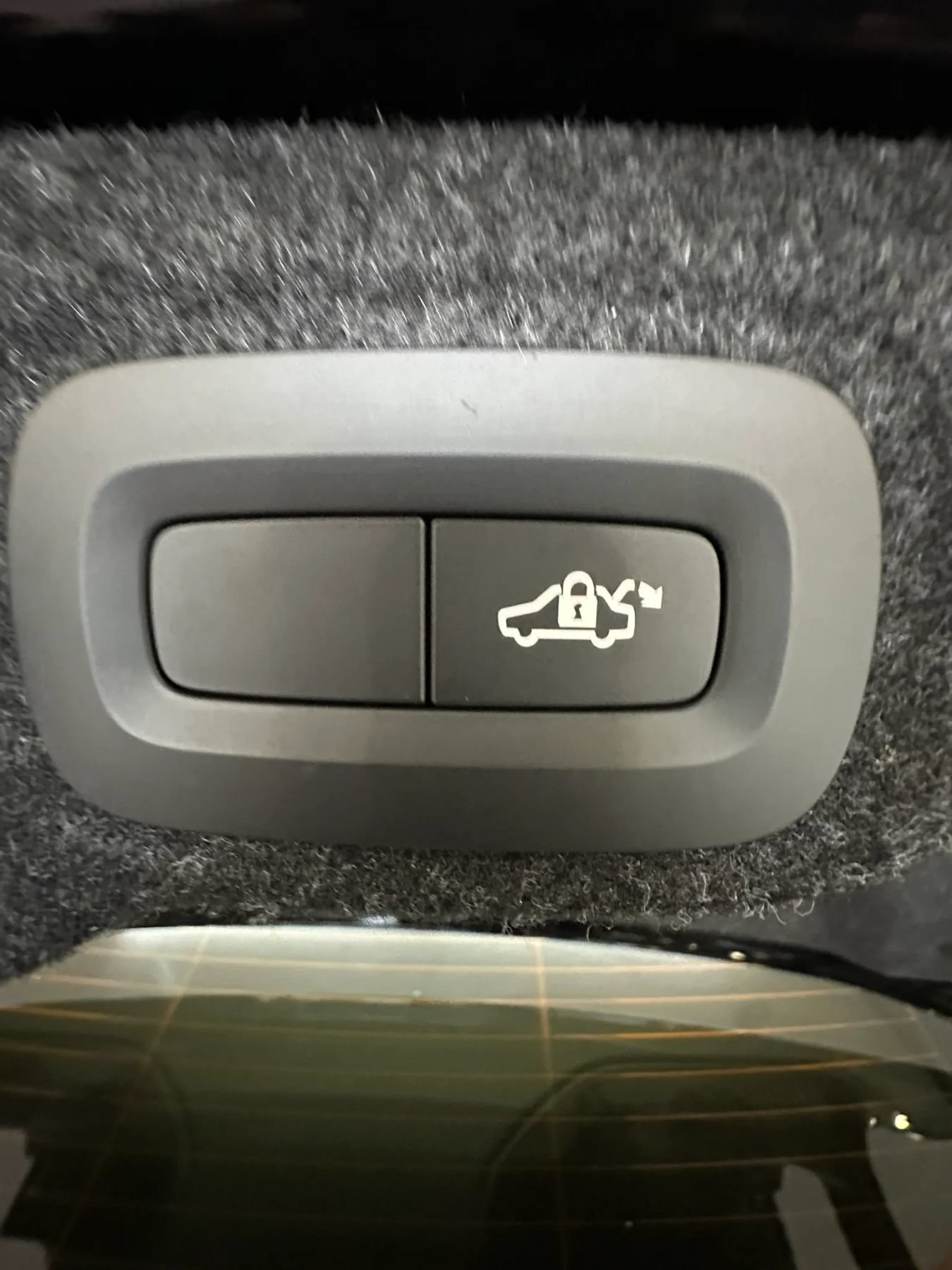 Used 2020 Volvo S60 T5 Momentum FWD image 38