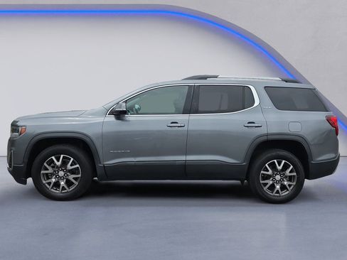 Used 2020 GMC Acadia SLE w/ Driver Convenience Package FWD image 3